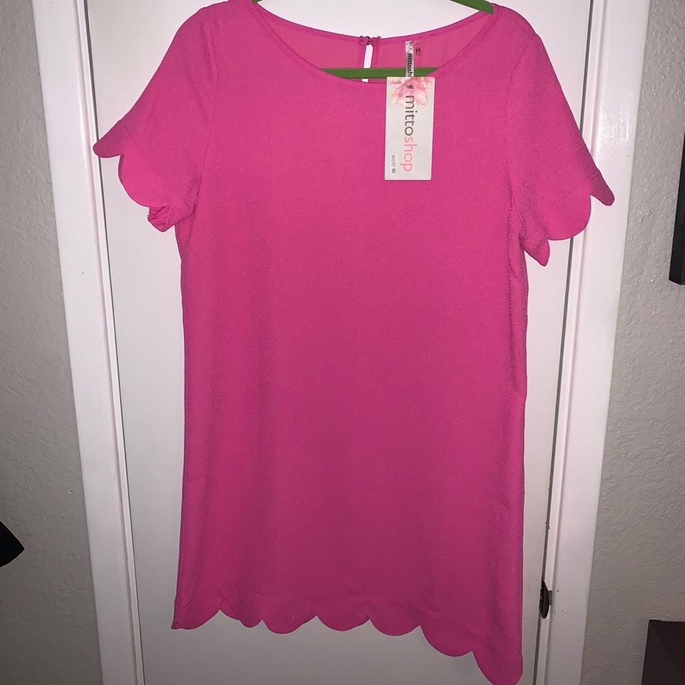 Pink scalloped shift dress